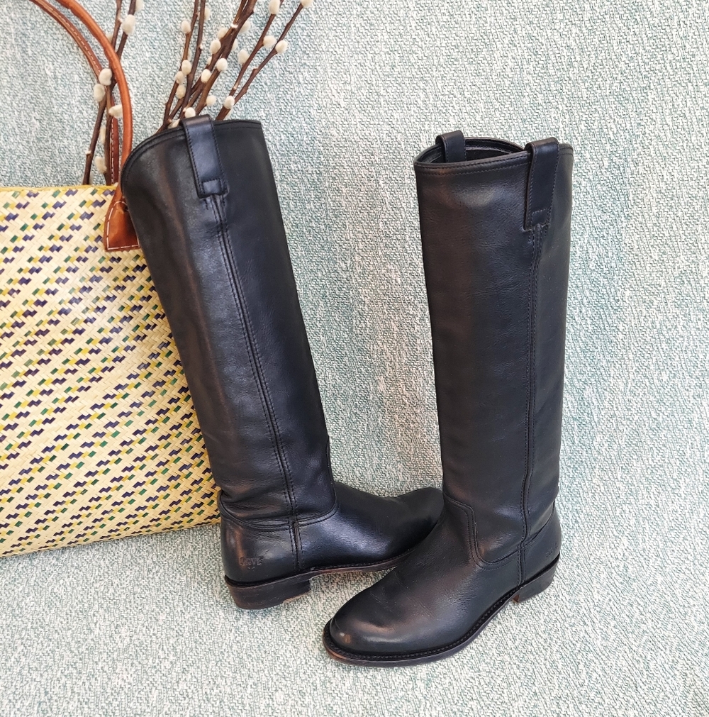 Frye Model 77070 Dorado Black Leather Boots, Womens Sz 6